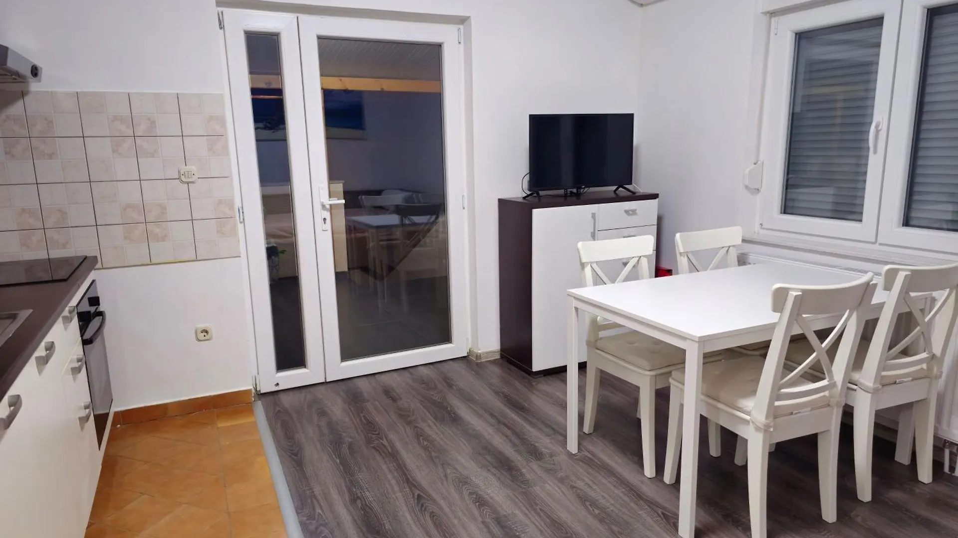 Apartment Apartman Tia Povljana Croatia
