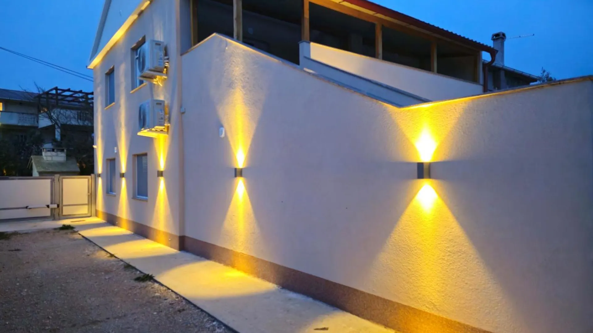Apartman Tia Povljana