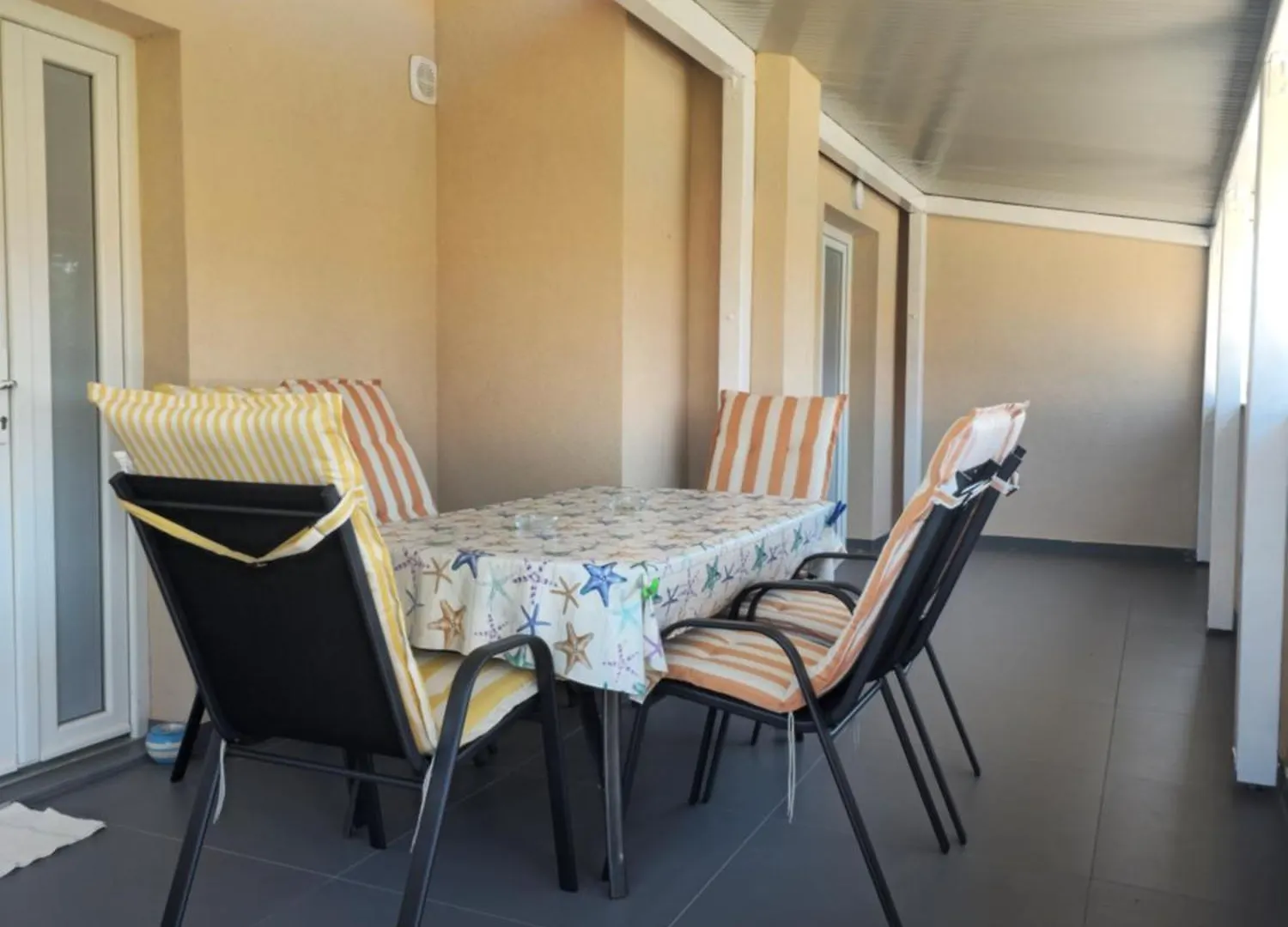 Apartman Tia Povljana